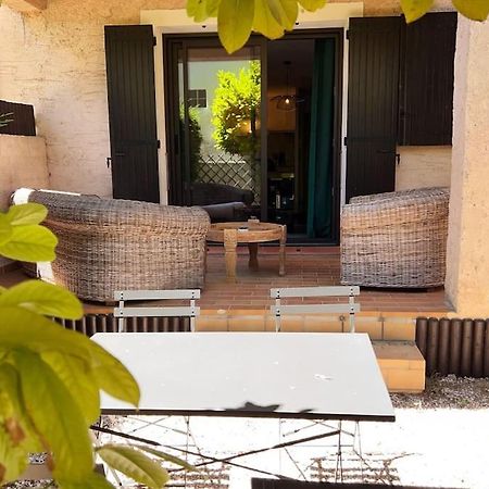 Cocoon'Isle - Jardinet- Jacuzzi Apartamento LʼIsle-sur-la-Sorgue Exterior foto